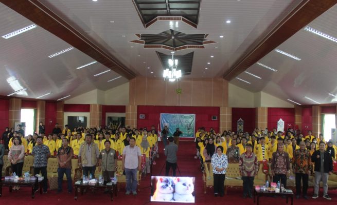 Mahasiswa Faperta UPR Bedah Buku "Mitos Vs Fakta Industri Sawit ke Empat