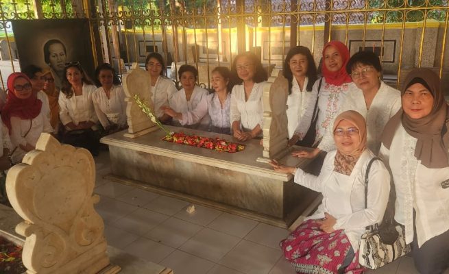 DWP UPR Adakan Wisata Ziarah dan Edukasi ke Makam dan Museum R.A. Kartini 