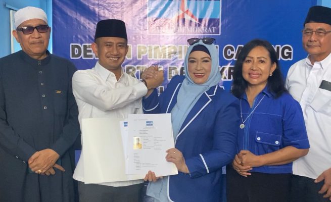 Fairid Naparin Mendaftar Sebagai Bacalon Wali Kota Palangka Raya ke DPC Partai Demokrat 