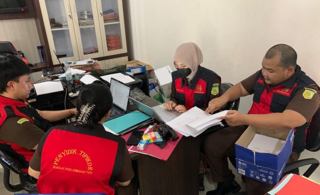 Kejati Kalteng Geledah Kantor KONI, BKAD dan Dispora Kotim Terkait Dugaan Korupsi Dana Hibah