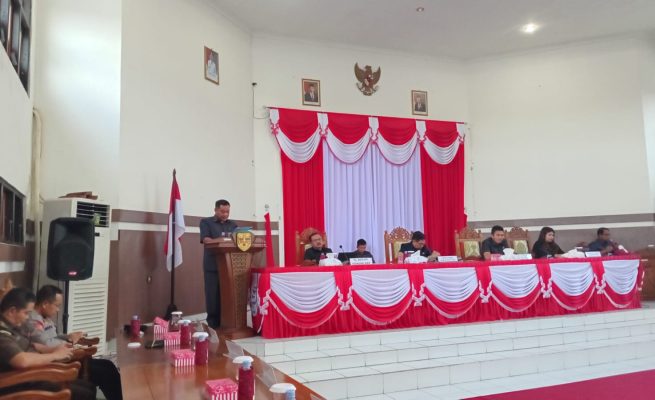 Fraksi DPRD Gumas Menerima Raperda Pertanggungjawaban Pelaksanaan APBD 2023 Dibahas Lebih Lanjut 