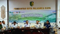 Pemko Palangka Raya menggelar seminar bertajuk 'Kajian Analisis Kebijakan Pengentasan Kemiskinan di Kota Palangka Raya' berkolaborasi dengan Fisip UMPR, Rabu (21/8/2024).
