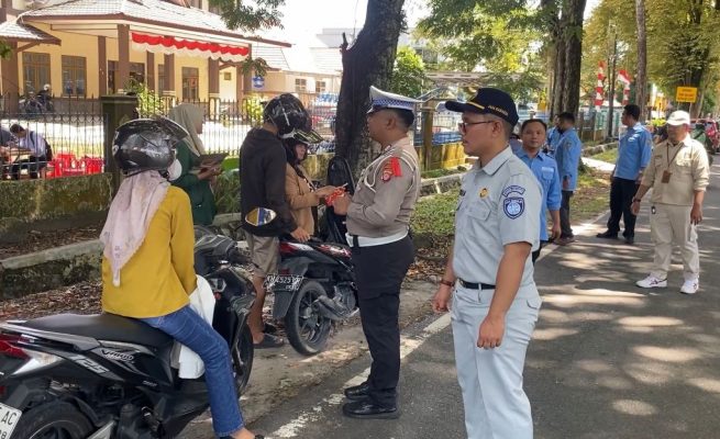 Puluhan Pengendara Terjaring Operasi Kepatuhan Pajak Kendaraan di Palangka Raya