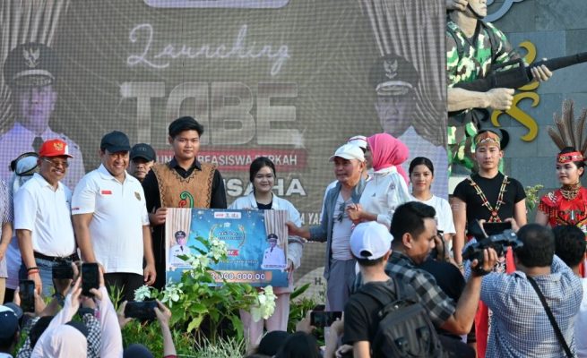 Gubernur Kalteng Gratiskan Kuliah 10.000 Mahasiswa