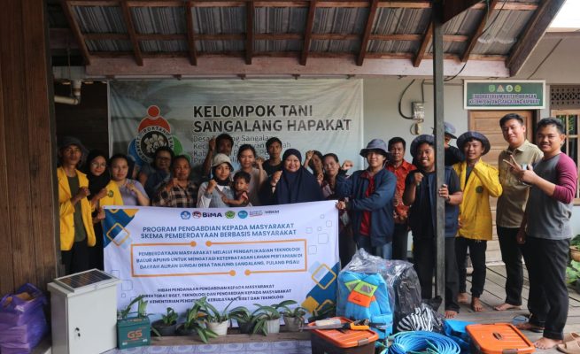 Dosen UPR Terapkan Pertanian Balur Apung di Daerah Aliran Sungai