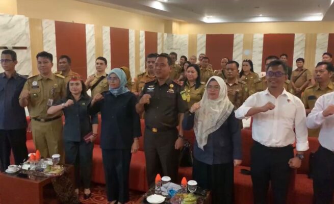 Bawaslu Palangka Raya Gelar Rakor Penandatanganan Ikrar Netralitas Pilkada 2024 bersama Camat dan Lurah