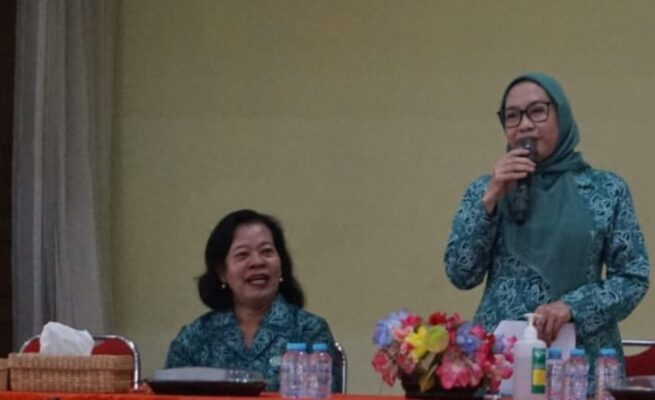 Pj Ketua TP PKK Palangka Raya Resmi Buka Pelatihan Pengadministrasian UP2K