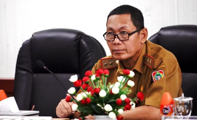 Staf Ahli Gubernur Kalteng Hadiri Rakor Pengendalian Inflasi untuk Evaluasi Kenaikan Harga