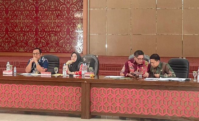 Bapenda Kalteng Bahas Penerimaan PKB dan BBNKB, Target Triwulan IV Ditekankan