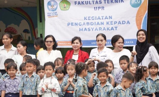 Dosen FT UPR Gelar Sosialisasi Pentingnya Mewarnai Buku Cerita Bergambar bagi Murid TK Bakuwu