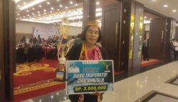 Guru SKH Melati Ceria Sampit Raih Juara I Guru Inspiratif 2024