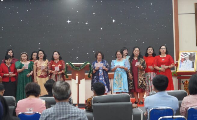 Perayaan Natal Diskominfosantik Kalteng: Momentum untuk Memperkuat Kebersamaan dalam Keberagaman