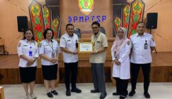 DPMPTSP Provinsi Kalteng Terima Penghargaan dari BPS atas Partisipasi dalam Penyusunan PDRB