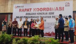 Kesbangpol Kalteng Terima Penghargaan atas Partisipasi dalam Pilkada 2024