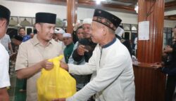 Wali Kota Palangka Raya Gerak Cepat Salurkan 2000 Paket Sembako Bagi Masyarakat Terdampak Banjir
