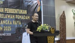 Wali Kota Fairid Naparin Tegaskan Komitmen Bina Forum Relawan Pemadam Kebakaran Palangka Raya