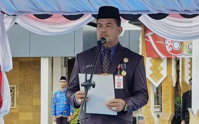Peringati HUT ke-68 Kalteng, Pemkab Barut Gelar Upacara Khidmat di Halaman Kantor Bupati