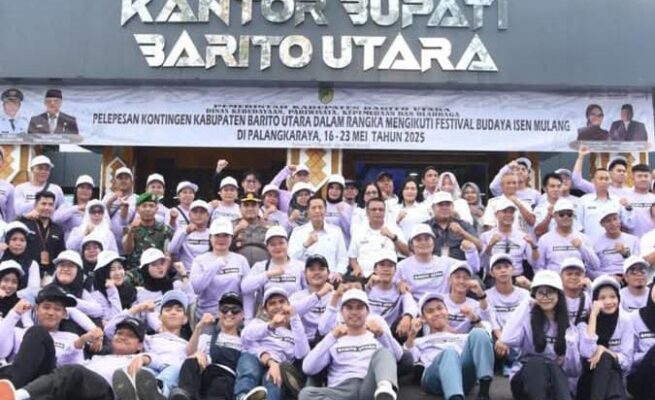 Penjabat Bupati Muhlis Lepas Kontingen FBIM 2025, Targetkan Barito Utara Jadi Juara Umum