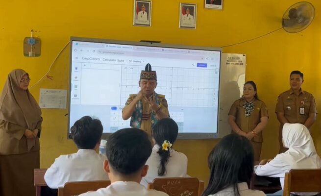 Gubernur Kalteng Tinjau Sarpras SMA 3 Palangka Raya: Dorong Digitalisasi dan Pengecatan Ulang Sekolah