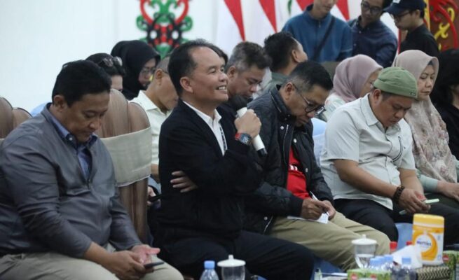 Usai Nobar Timnas Indonesia, Gubernur Kalteng Dialog Pembangunan Bersama Masyarakat