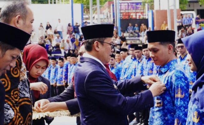 Pemkab Barito Utara Serahkan 1.103 SK CPNS Formasi Tahun 2024