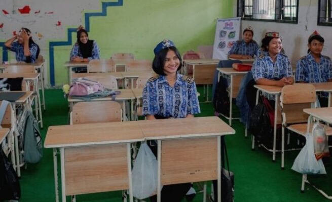 Disdik Kalteng Wajibkan Siswa Gunakan Bahasa Daerah dan Busana Adat Tiap Kamis, Warganet Beri Apresiasi