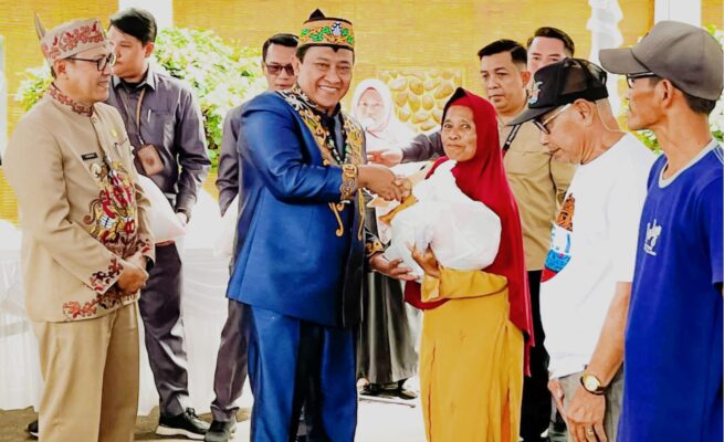 Hari Jadi Barito Utara ke-75, Pemprov Kalteng Salurkan Ribuan Paket Sembako Lewat Pasar Murah