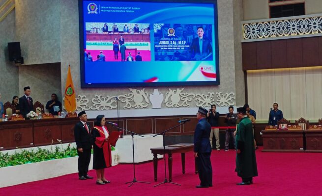 Junaidi Dilantik Jadi Wakil Ketua III DPRD Kalteng, Gantikan Jimmy Carter