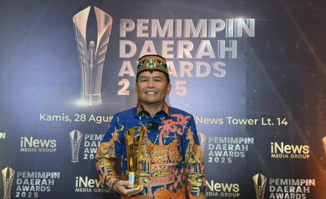 Program 1 Keluarga 1 Sarjana Antar Gubernur Kalteng Raih PDA 2025, DPRD: Investasi Pendidikan untuk Masa Depan