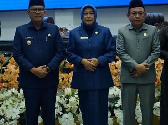 Pj Bupati Barito Utara Sampaikan Pidato Pengantar Raperda Pertanggungjawaban APBD 2024