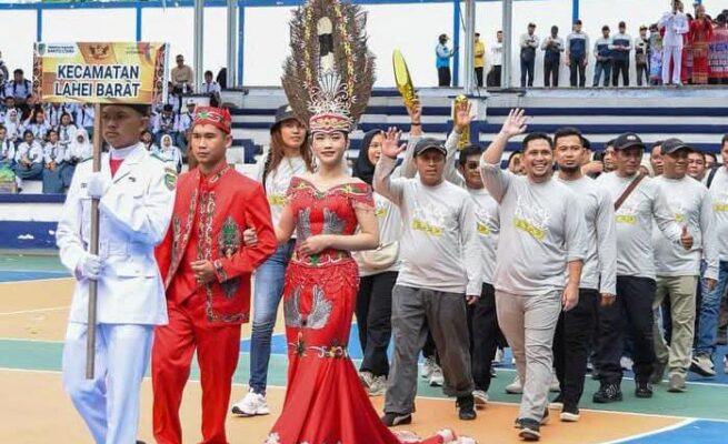 Pj Bupati Barito Utara Resmikan Festival Budaya Iya Mulik Bengkang Turan 2025