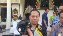 Dukung Kebersihan Kota Cantik, PT Pegadaian Serahkan 12 Tempat Sampah untuk Palangka Raya