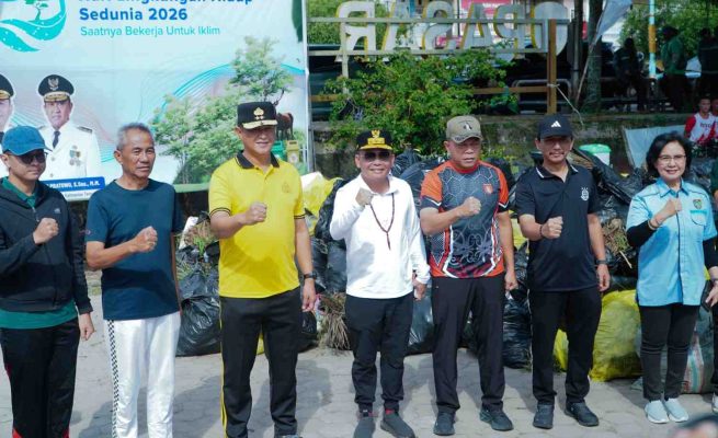 Peringati Hari Lingkungan Hidup Sedunia 2026, Pemprov Kalteng Aksi Bersih Pasar Kahayan dan Gaungkan Gerakan Pelestarian Lingkungan