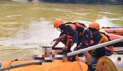 Lima Hari Pencarian, Bocah 11 Tahun yang Tenggelam di Sungai Kapuas Ditemukan Meninggal Dunia