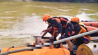 Lima Hari Pencarian, Bocah 11 Tahun yang Tenggelam di Sungai Kapuas Ditemukan Meninggal Dunia