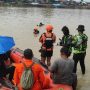 BASARNAS dan Tim Gabungan saat mencari korban tenggelam di Sungai Kahayan