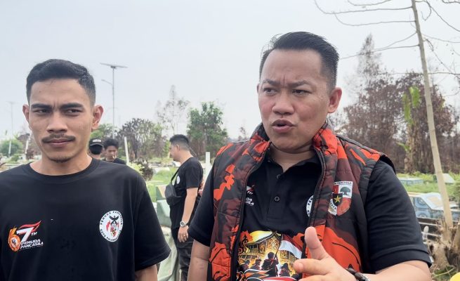 Peringati Sumpah Pemuda dan HUT ke-67, Pemuda Pancasila Palangka Raya Gelar Aksi Sosial di TPU